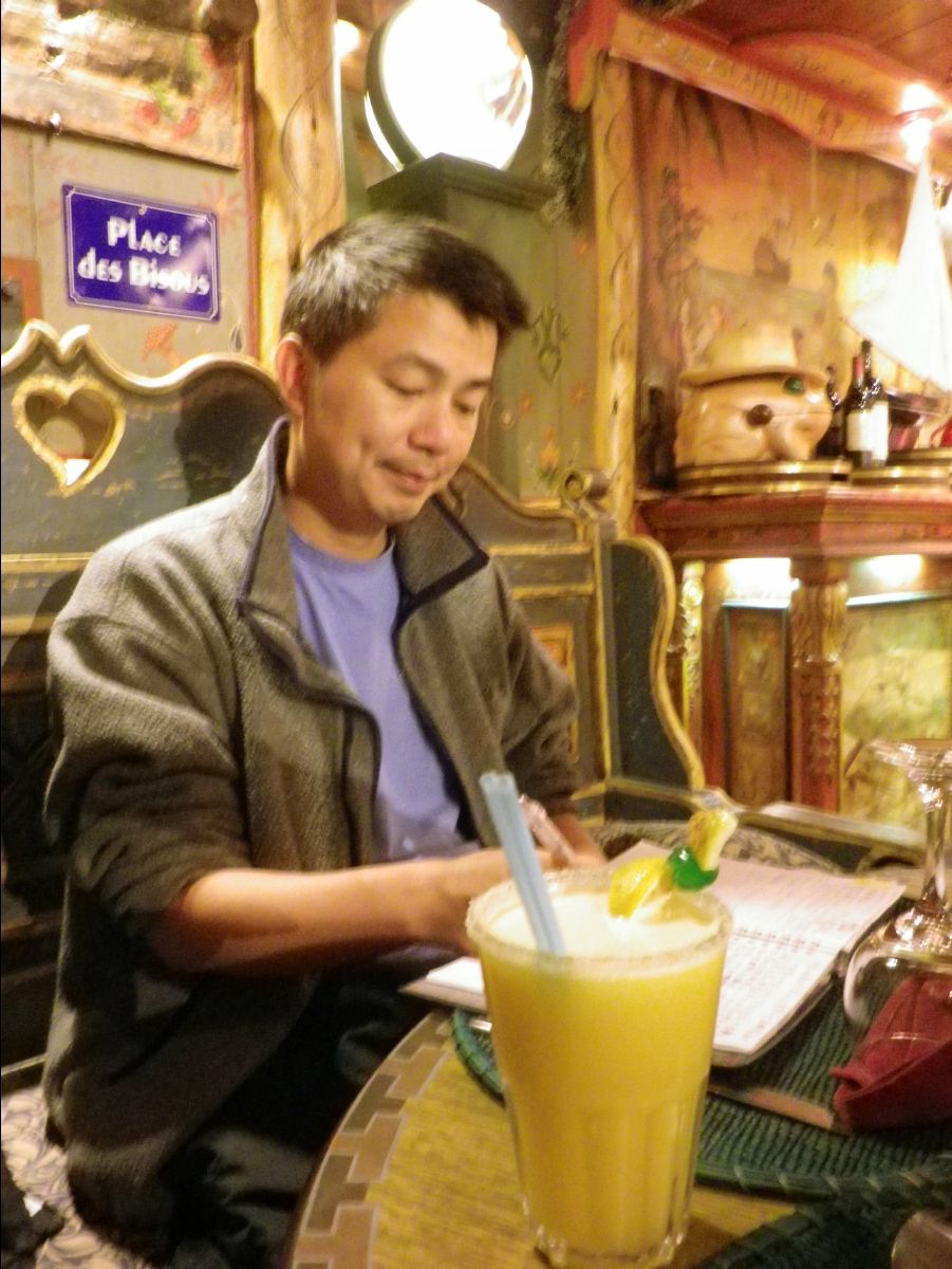 Indio Feliz restaurant04